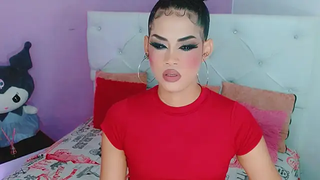 Snapshot of Amanda_bigx chatting on June 25, 5:34 am Amanda bigx online show from June 25, 5:34 am
