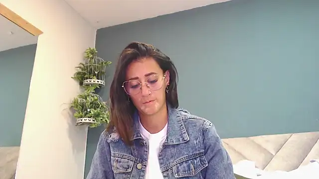 SharisWillian online show from December 23, 4:01 am