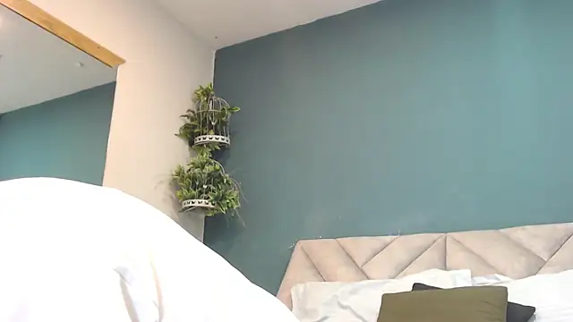 SharisWillian online show from March 16, 3:58 am