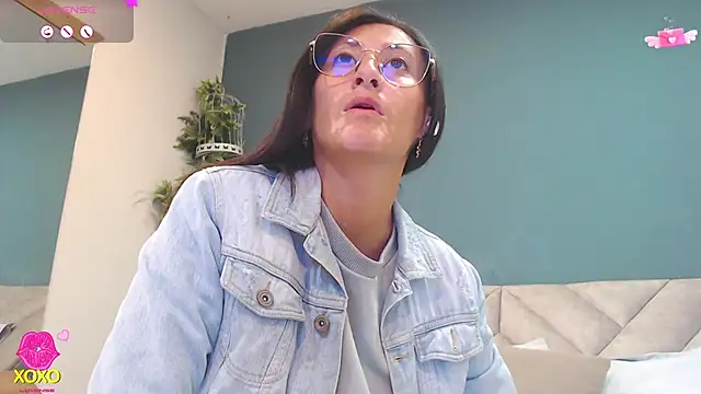 SharisWillian online show from March 21, 3:41 am