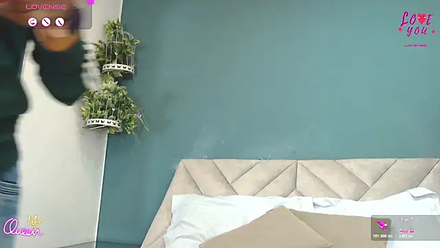 Snapshot of SharisWillian chatting on July 1, 3:40 am SharisWillian online show from July 1, 3:40 am