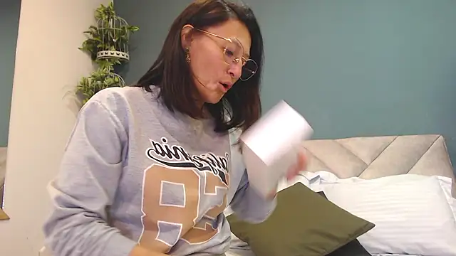 SharisWillian online show from February 25, 3:18 am