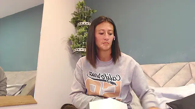 SharisWillian online show from March 5, 3:58 am