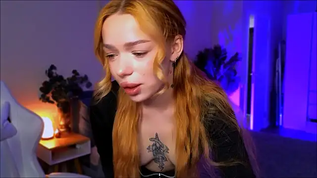 Lily Yin online show from May 18, 6:18 am