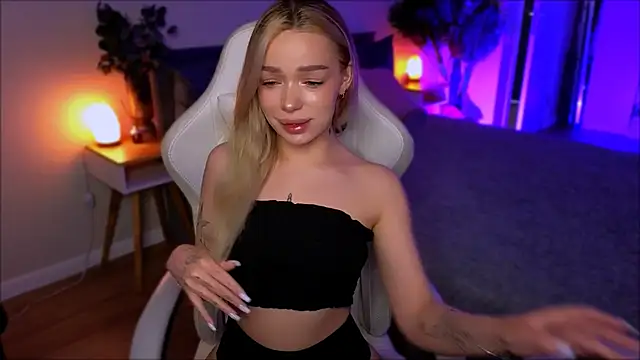 Lily Yin online show from April 13, 5:55 am