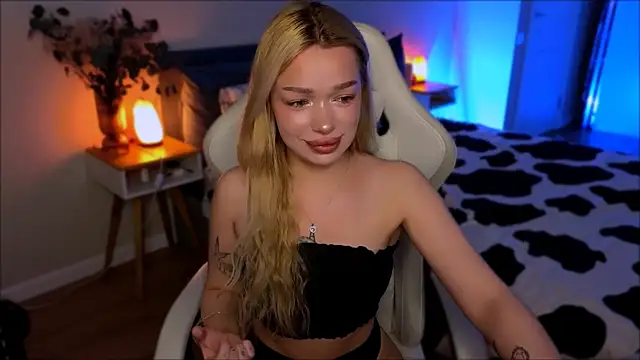 Lily Yin online show from July 5, 5:47 am