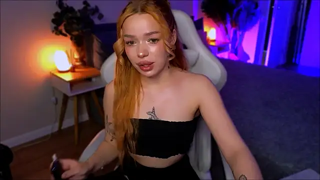 Lily Yin online show from May 15, 6:00 am