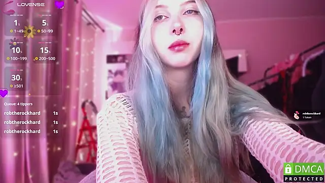 JustMeowGirl online show from May 8, 5:11 am