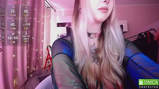 JustMeowGirl online show from June 21, 5:13 am