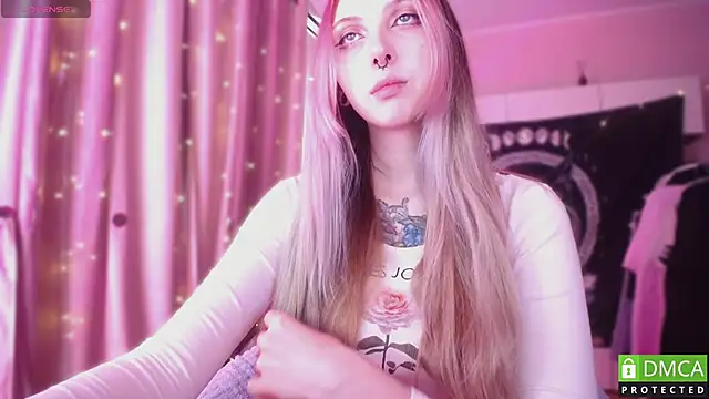 JustMeowGirl online show from June 1, 5:40 am
