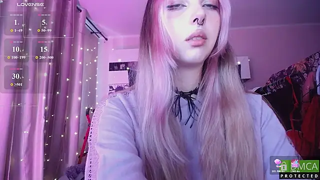 JustMeowGirl online show from May 24, 4:56 am