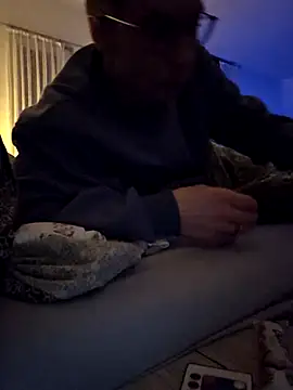 Snapshot of Schnubby1 chatting on March 14, 7:12 pm Schnubby1 online show from March 14, 7:12 pm