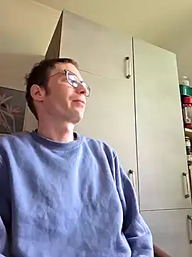 Snapshot of Schnubby1 chatting on March 14, 3:47 pm Schnubby1 online show from March 14, 3:47 pm