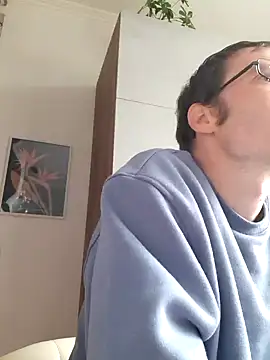 Snapshot of Schnubby1 chatting on January 23, 12:52 pm Schnubby1 online show from January 23, 12:52 pm