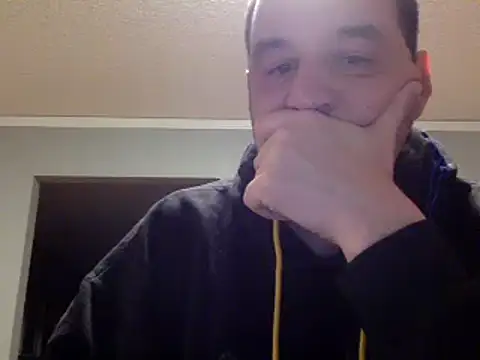 Snapshot of Kink_Master_Daddy chatting on February 27, 4:35 am Kink Master Daddy online show from February 27, 4:35 am