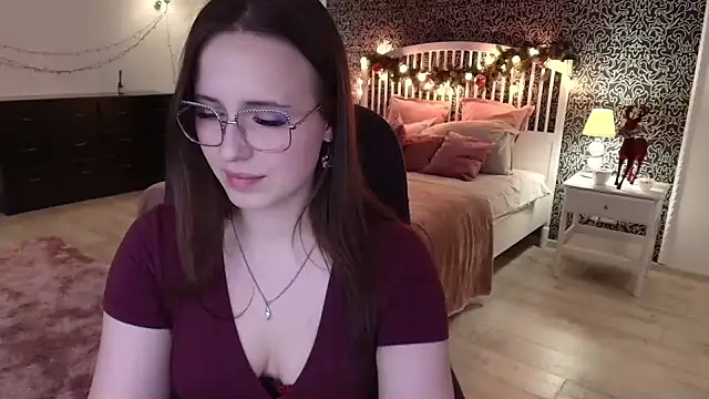 Snapshot of Barbie_Bye chatting on January 11, 4:36 pm Barbie Bye online show from January 11, 4:36 pm