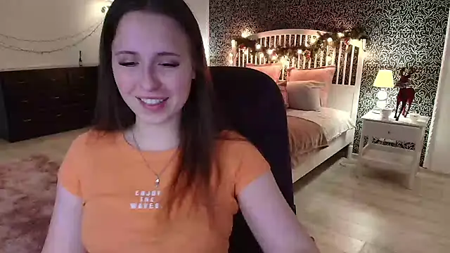 Snapshot of Barbie_Bye chatting on January 13, 3:12 am Barbie Bye online show from January 13, 3:12 am