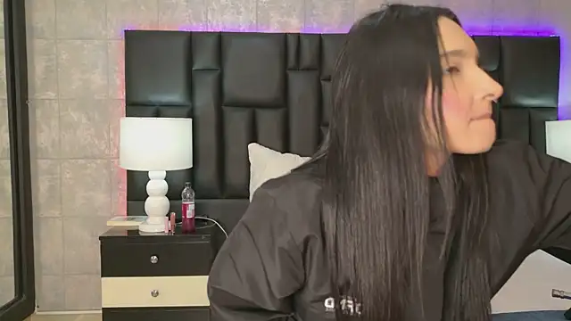 MiaSweeths online show from January 13, 4:16 am