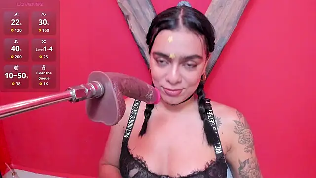 Foxy Assh  online show from May 2, 3:34 am