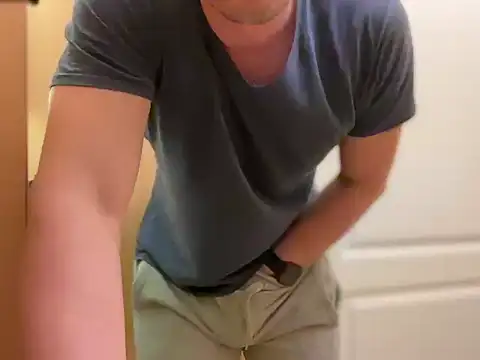 Snapshot of etat_onn chatting on November 15, 6:01 pm etat onn online show from November 15, 6:01 pm