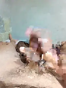 Snapshot of Aledw9 chatting on February 19, 9:12 pm Aledw9 online show from February 19, 9:12 pm