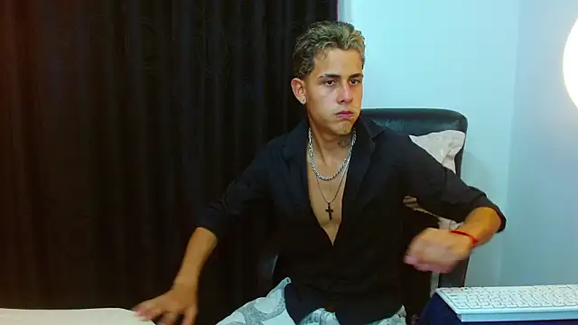 Bastiaan 28 online show from March 14, 11:33 pm