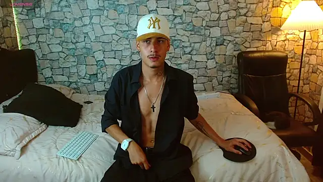 Bastiaan 28 online show from February 13, 9:37 pm