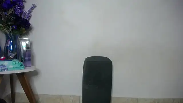 Snapshot of Eros_Smit chatting on January 14, 5:05 pm Eros Smit online show from January 14, 5:05 pm