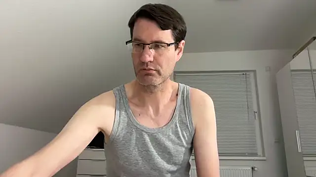 zxzx cam1 online show from April 12, 5:05 pm