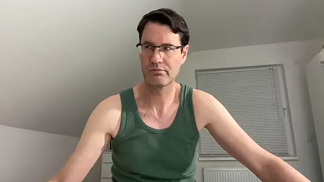 zxzx cam1 online show from April 3, 9:32 pm