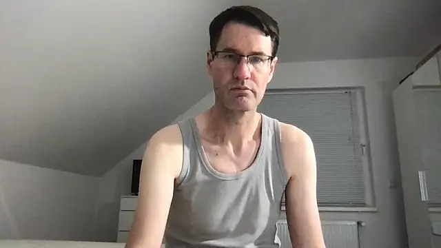 zxzx cam1 online show from December 2, 6:31 pm