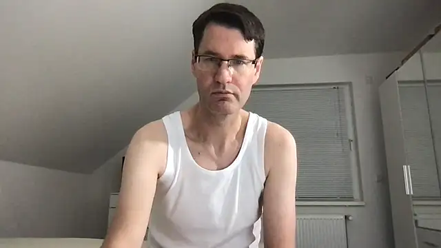 zxzx cam1 online show from December 14, 5:18 pm