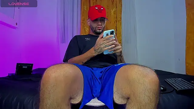 estiben 05 online show from April 9, 2:56 pm