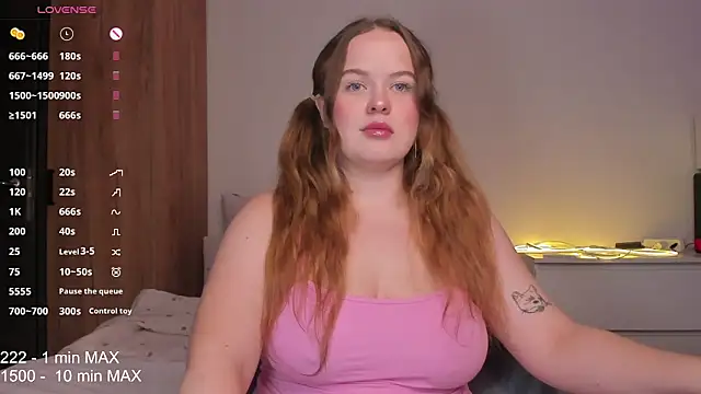 HANNA MONTANAS online show from October 24, 4:28 pm