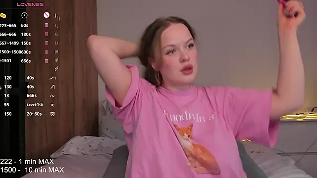 Snapshot of HANNA_MONTANAS chatting on October 3, 1:34 pm HANNA MONTANAS online show from October 3, 1:34 pm