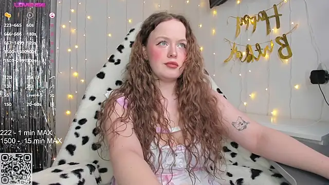 Snapshot of HANNA_MONTANAS chatting on February 28, 5:59 pm HANNA MONTANAS online show from February 28, 5:59 pm