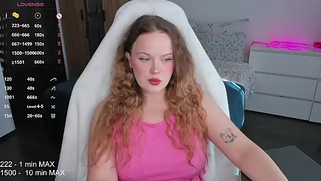 Snapshot of HANNA_MONTANAS chatting on September 21, 12:43 pm HANNA MONTANAS online show from September 21, 12:43 pm