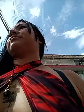 Snapshot of alondraabrown chatting on October 29, 7:13 pm alondraabrown online show from October 29, 7:13 pm