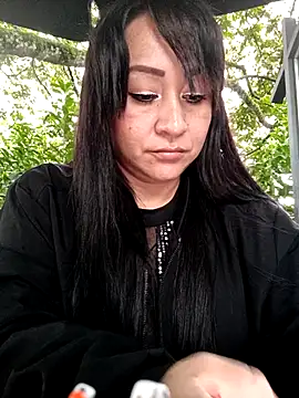 alondraabrown online show from January 9, 9:44 pm