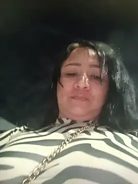 alondraabrown online show from June 15, 2:01 am