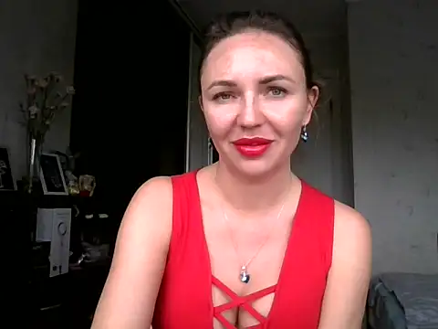 AngelinaLove28 online show from October 11, 8:15 am