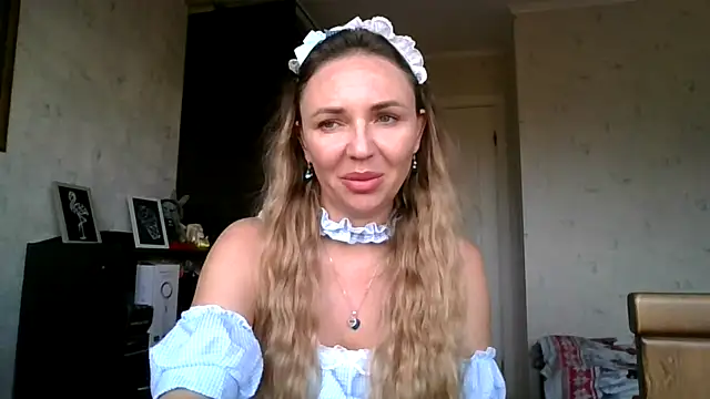 AngelinaLove28 online show from October 30, 7:17 am