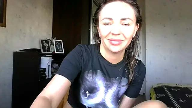 AngelinaLove28 online show from September 22, 6:41 am