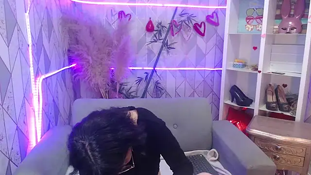charlottemoonxz online show from September 17, 6:54 pm