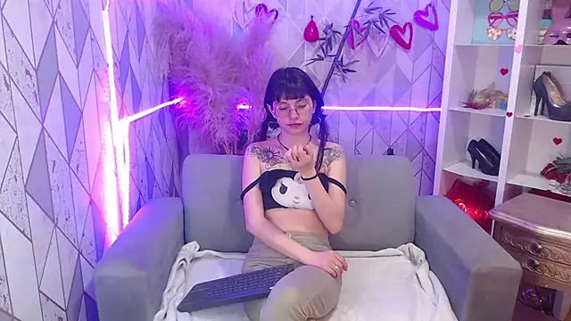 charlottemoonxz online show from October 7, 7:48 pm