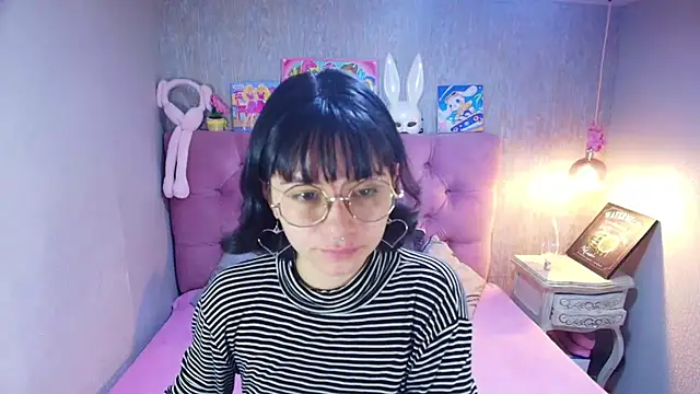 charlottemoonxz online show from February 28, 6:51 pm