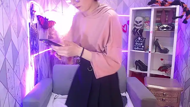 Snapshot of charlottemoonxz chatting on October 26, 7:14 pm charlottemoonxz online show from October 26, 7:14 pm