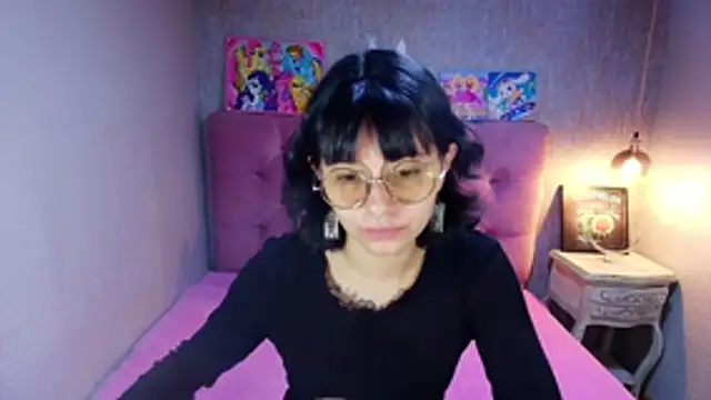 Snapshot of charlottemoonxz chatting on July 13, 5:45 pm charlottemoonxz online show from July 13, 5:45 pm