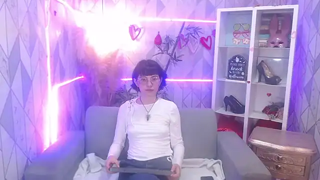 Snapshot of charlottemoonxz chatting on November 7, 8:02 pm charlottemoonxz online show from November 7, 8:02 pm