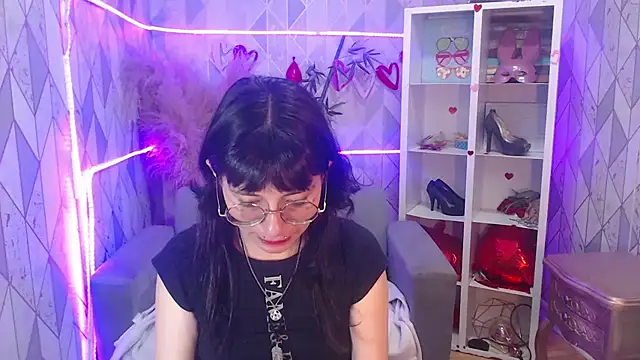 charlottemoonxz online show from October 16, 7:11 pm